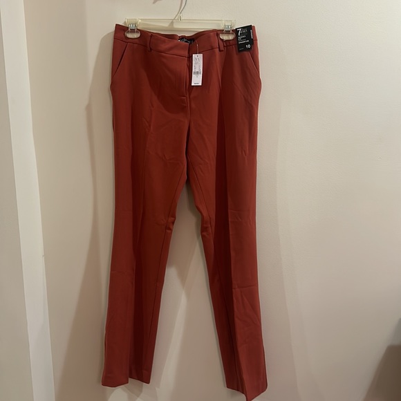 7th Avenue Design Studio Pant Suit - Picture 8 of 11